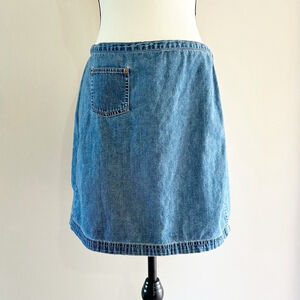 Vintage Y2K GAP Wrap Denim Skirt Size 12 Light Blue Cotton 90’s Early 2000’s